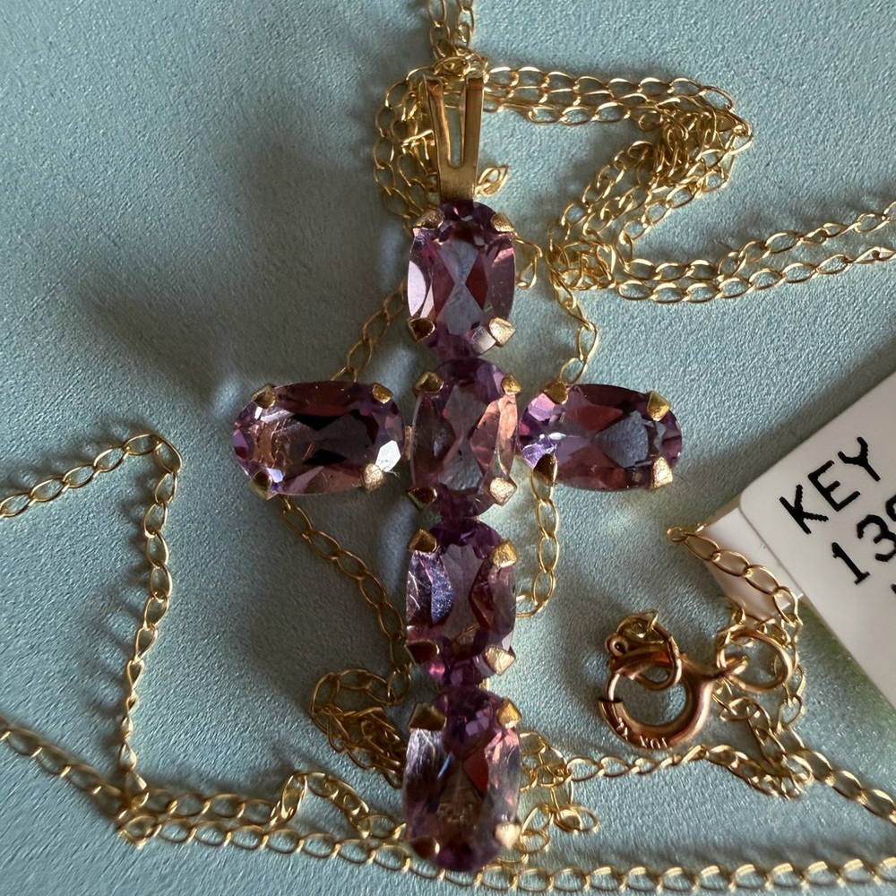 NEW 10KT Gold Amethyst Cross Pendant Necklace‎ Vintage Canada in original box